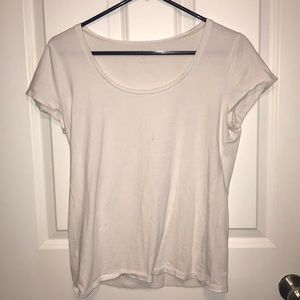 white tee